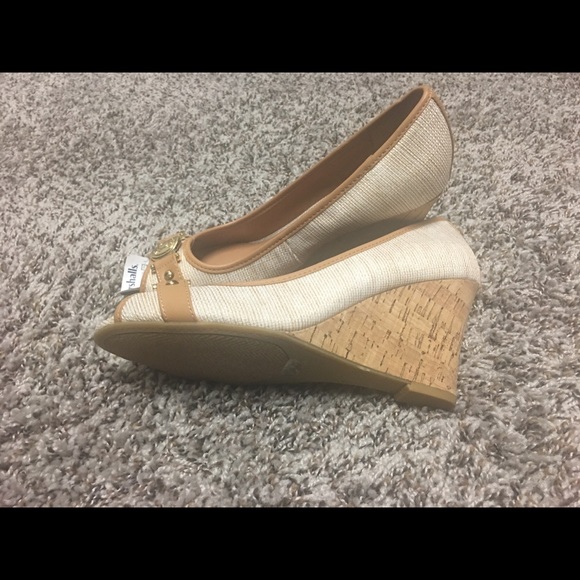 Tommy Hilfiger brand new women sandals size 7 - Picture 3 of 4